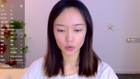 YoYo online show from 04-19-26, 04:12