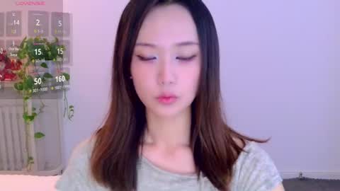 Snapshot of blon_kater chatting on 06-15-26, 05:53 YoYo online show from 06-15-26, 05:53