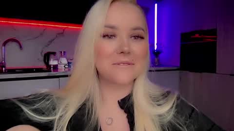 Lana online show from 02-20-25, 06:24