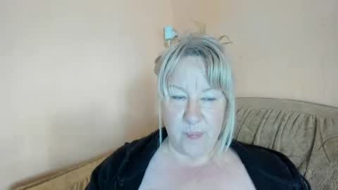 Snapshot of blonde_angel20 chatting on 07-01-26, 03:52 Nicole online show from 07-01-26, 03:52