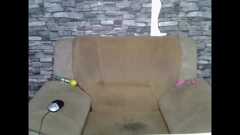 Snapshot of blonde_creamy chatting on 05-20-26, 11:05 blonde_creamy online show from 05-20-26, 11:05