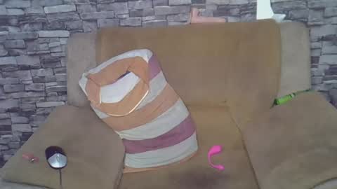 Snapshot of blonde_creamy chatting on 07-07-26, 07:56 blonde_creamy online show from 07-07-26, 07:56