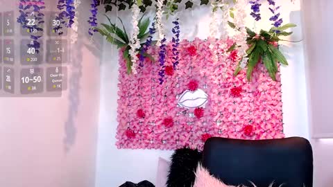 blonde_squirt_ online show from 12-31-24, 05:07