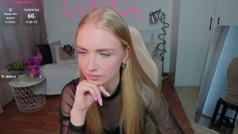 Nessa online show from 05-06-26, 12:32
