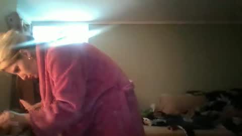 Gia  online show from 12-08-24, 02:30