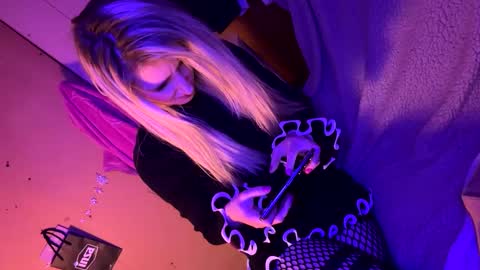 Gia  online show from 03-12-25, 07:17