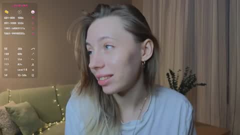 Snapshot of blondekelly chatting on 06-23-26, 05:55 Kelly online show from 06-23-26, 05:55