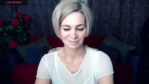 Lola online show from 01-04-25, 07:34