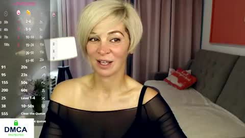 Snapshot of blondemommy_77 chatting on 07-11-26, 09:05 Lola online show from 07-11-26, 09:05