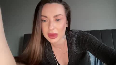 BlondeqloveAh online show from 01-12-25, 02:09