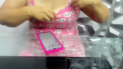 Snapshot of blondie_seex chatting on 10-25-25, 12:34 Blondie online show from 10-25-25, 12:34