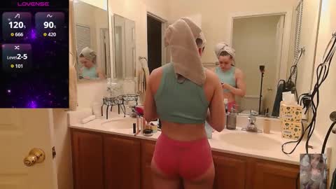 Bubbles online show from 12-14-25, 02:50