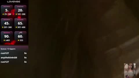 Snapshot of blondiebubblebooty chatting on 07-14-26, 06:18 Bubbles online show from 07-14-26, 06:18
