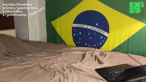 Snapshot of blondultra chatting on 09-08-25, 05:23 blondultra online show from 09-08-25, 05:23