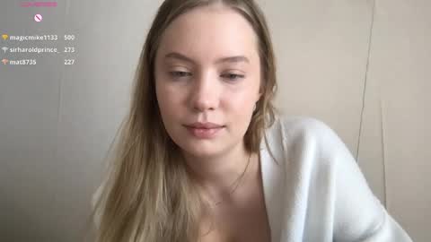 Blondy bunny online show from 04-15-26, 03:24