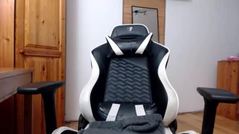 blondyelena online show from 03-11-26, 07:25