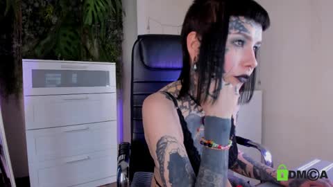 Mary online show from 04-06-26, 04:46