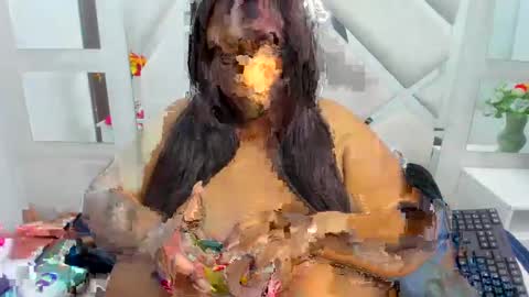 bloom_b online show from 11-01-25, 02:30