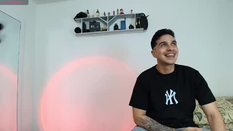 santiylola online show from 12-15-24, 08:58