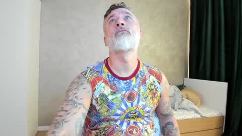 Snapshot of blowmyxxl chatting on 01-09-25, 07:42 Nico online show from 01-09-25, 07:42