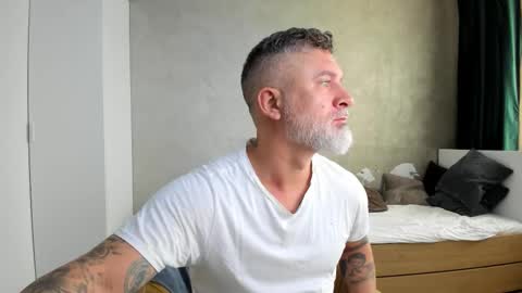 Snapshot of blowmyxxl chatting on 09-09-25, 04:56 Nico online show from 09-09-25, 04:56