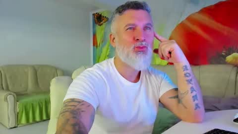 Nico online show from 01-05-26, 05:49