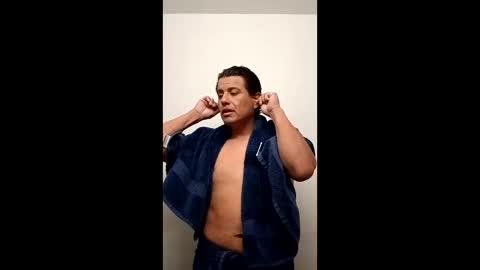 blue17562 online show from 04-17-26, 04:15