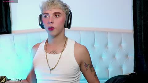 Snapshot of blue_boy_1 chatting on 12-26-24, 02:55 TAY online show from 12-26-24, 02:55