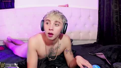 Snapshot of blue_boy_1 chatting on 12-26-24, 09:01 TAY online show from 12-26-24, 09:01