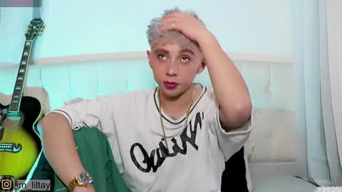 Snapshot of blue_boy_1 chatting on 01-09-25, 05:43 TAY online show from 01-09-25, 05:43