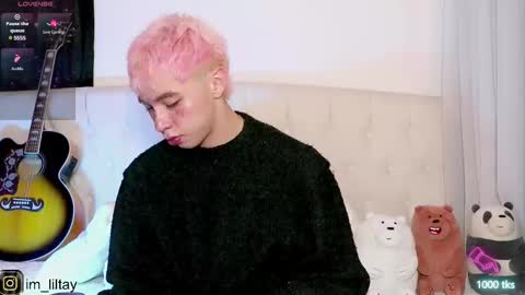 Snapshot of blue_boy_1 chatting on 03-09-25, 01:46 TAY online show from 03-09-25, 01:46