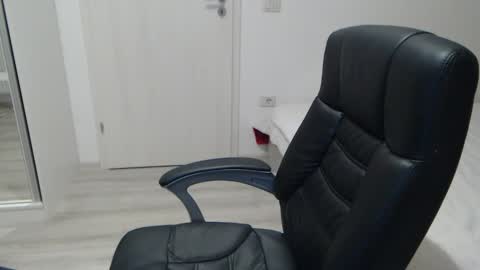 Juliet online show from 02-10-26, 06:01