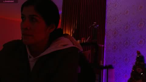 blue_tay1 online show from 12-04-25, 11:41