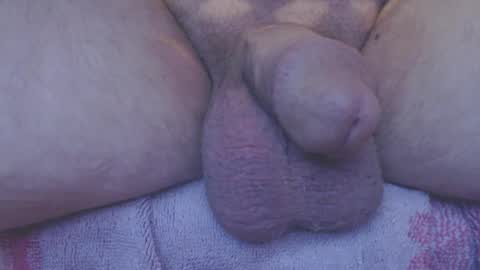 bluebee420 online show from 01-05-25, 10:21