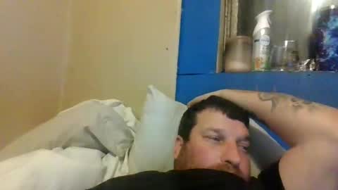 Snapshot of bluedemoneyes1986 chatting on 02-06-25, 01:05 bluedemoneyes1986 online show from 02-06-25, 01:05