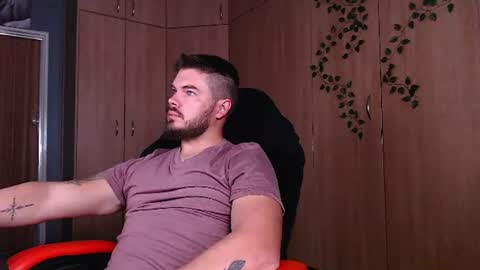 Snapshot of blueeyeboy0 chatting on 06-18-26, 07:52 blueeyeboy0 online show from 06-18-26, 07:52