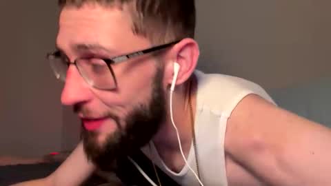 Snapshot of blueeyedcurvy chatting on 04-10-26, 06:40 blueeyedcurvy online show from 04-10-26, 06:40