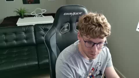 blueeyedtallguy online show from 03-26-26, 11:10