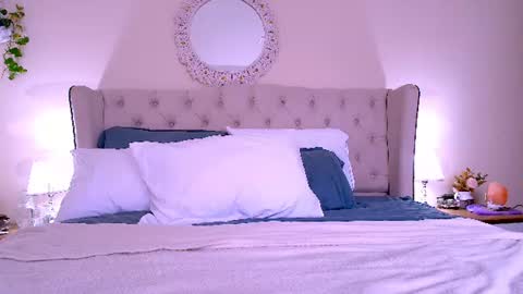 FLORAA online show from 07-08-26, 03:38