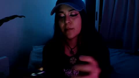 bluegoddessstoned online show from 10-11-25, 05:50