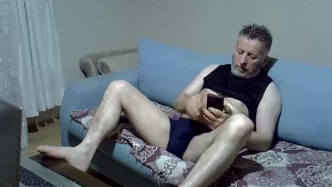 Snapshot of bluehot59 chatting on 06-02-26, 06:32 blue online show from 06-02-26, 06:32