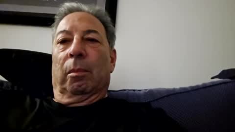 blueisles online show from 02-18-25, 03:21