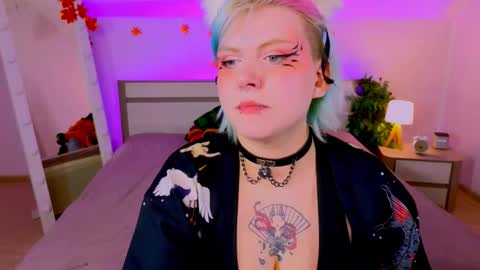 Hi my name is Lunaray online show from 10-10-25, 09:52