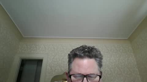 bluemoose70 online show from 01-06-25, 06:20