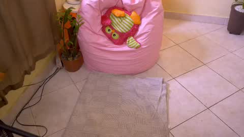 FLORAA online show from 10-10-25, 02:49