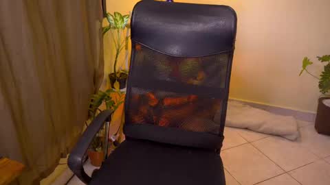 FLORAA online show from 10-28-25, 10:19