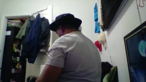 Snapshot of bluevegeta143 chatting on 02-18-26, 08:43 bluevegeta143 online show from 02-18-26, 08:43