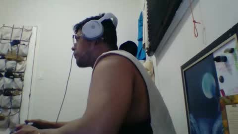 Snapshot of bluevegeta143 chatting on 02-26-26, 09:52 bluevegeta143 online show from 02-26-26, 09:52