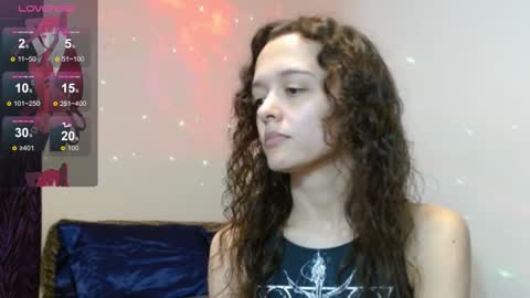 Snapshot of bluevixen7 chatting on 01-08-25, 10:48 bluevixen7 online show from 01-08-25, 10:48