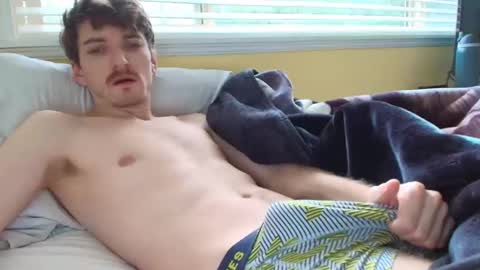 Snapshot of bluezed4 chatting on 11-23-25, 04:51 blue online show from 11-23-25, 04:51